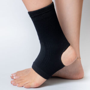 Tobillera elástica cerrada ortopédica