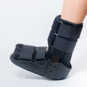 Bota walker corta para tobillo